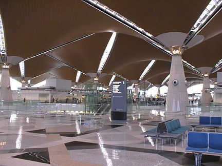 13-kl-airport