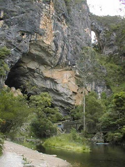 27-jenolan-caves
