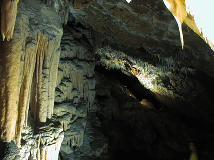 37-jenolan-caves