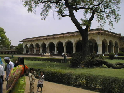 08-agra-fort
