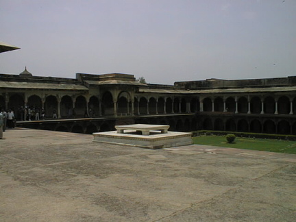 05-agra-fort