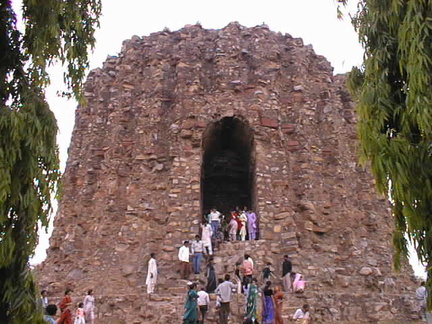 47-qutb-minar-delhi