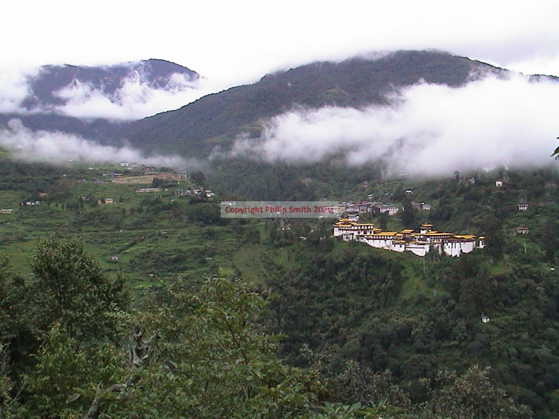 05-trongsa-dzong1.JPG