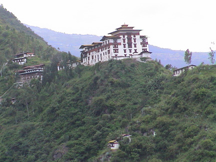 21-trashigang-dzong-front