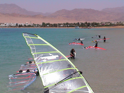 56-windsurfers