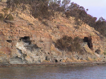 87-derwent-caves