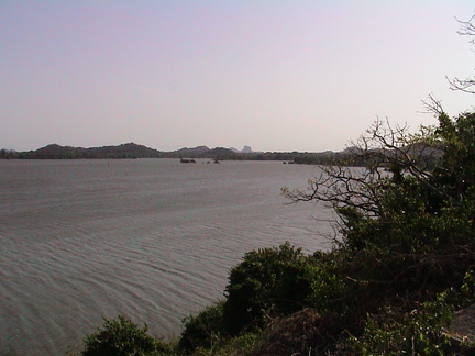 03-Kandalama-lake