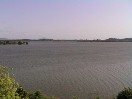 04-Kandalama-lake