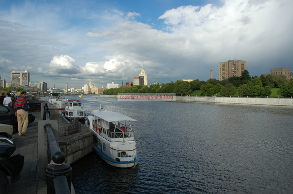 02-MoscowRiver