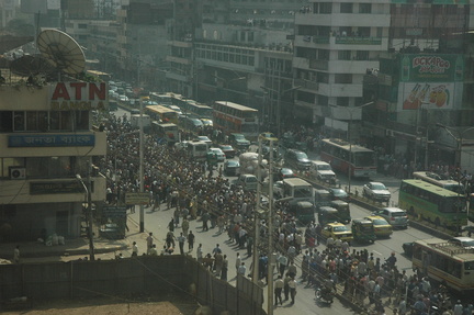 04-BurningTVBuilding-Dhaka