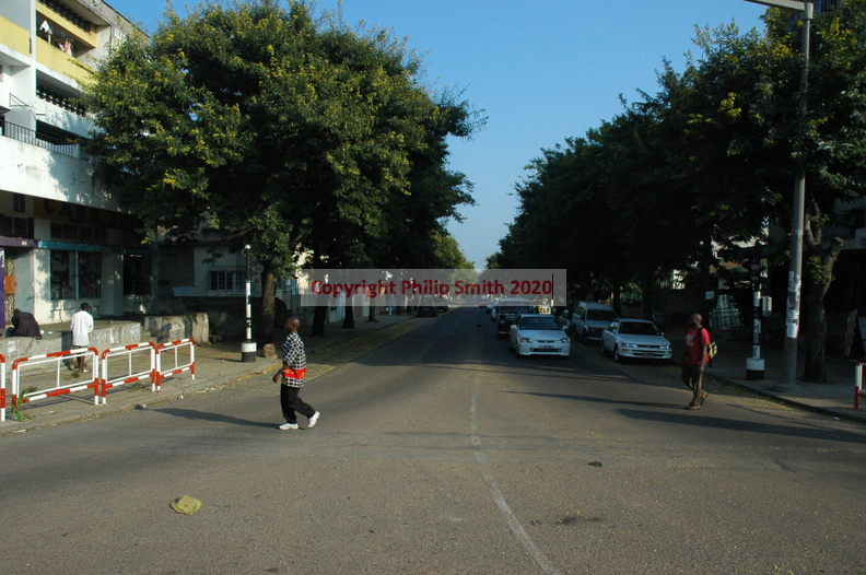 12-Maputo-streets.JPG