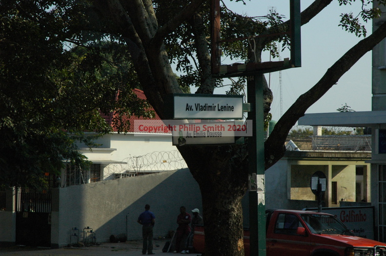 11-Maputo-streets