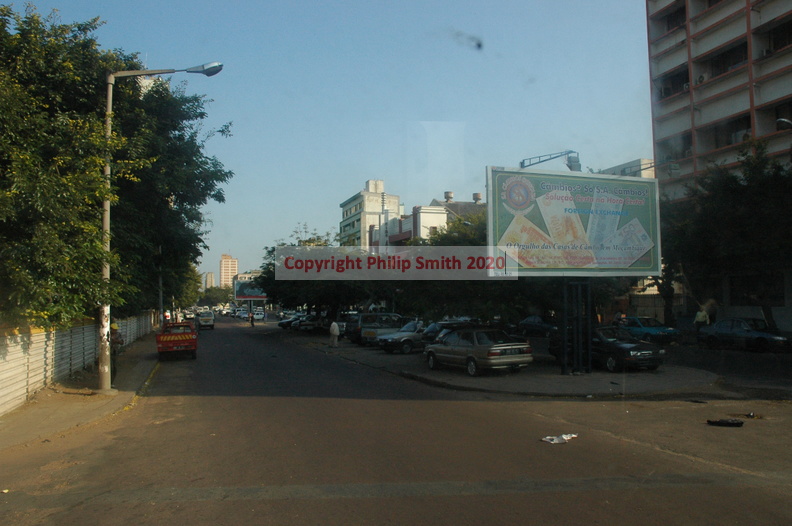 19-Maputo-streets.JPG