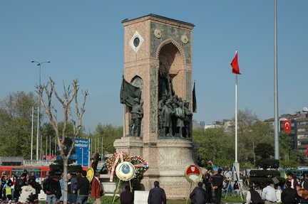 118-TaksimSquare