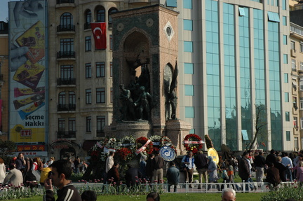 119-TaksimSquare