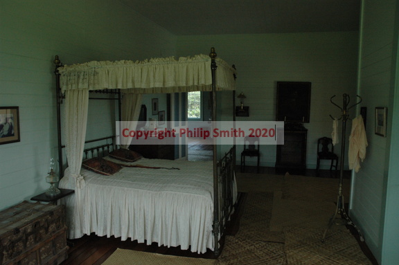 350-Bedroom
