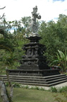 051-Statue