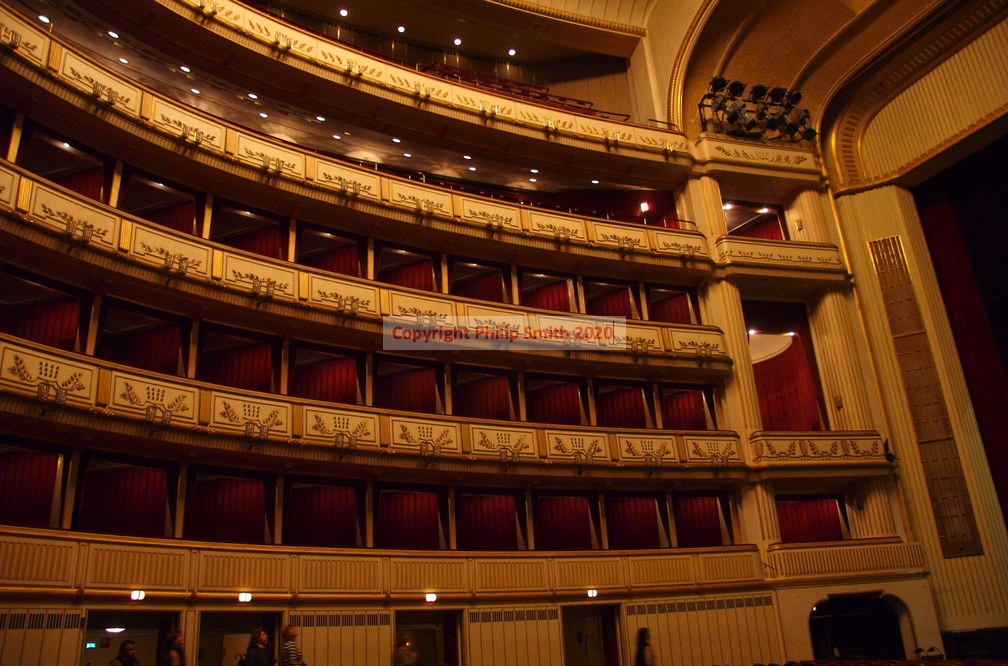 113-Oper-Auditorium