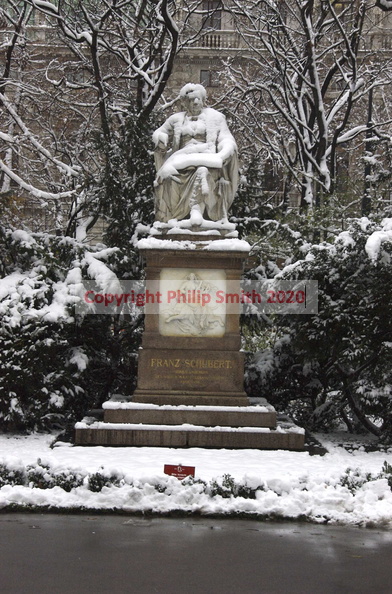 176-Schubert-Statue.jpg