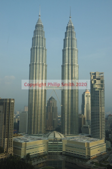 35-KL-TwinTowers