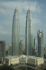 38-KL-TwinTowers
