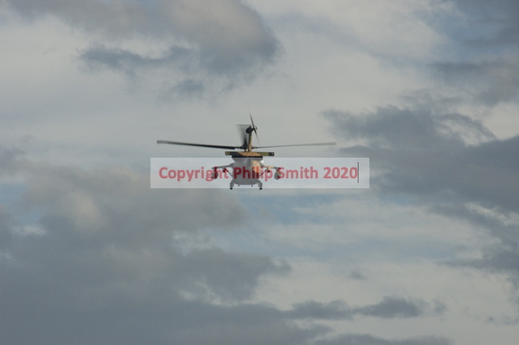 020-ApacheHelicopter