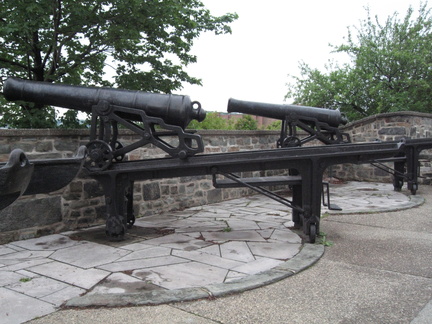 083-Cannons