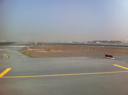 05-DXB-runways