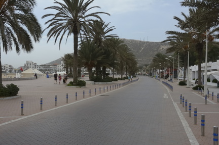 000-RueLaPlage-Agadir
