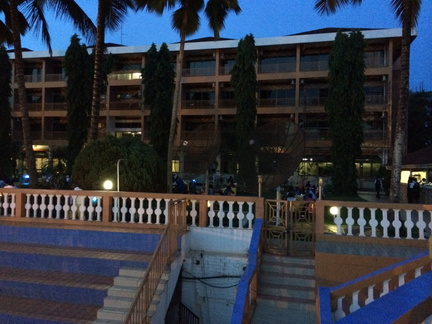 19-Hotel-Africana